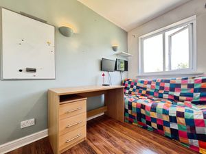 Bedroom 4- click for photo gallery